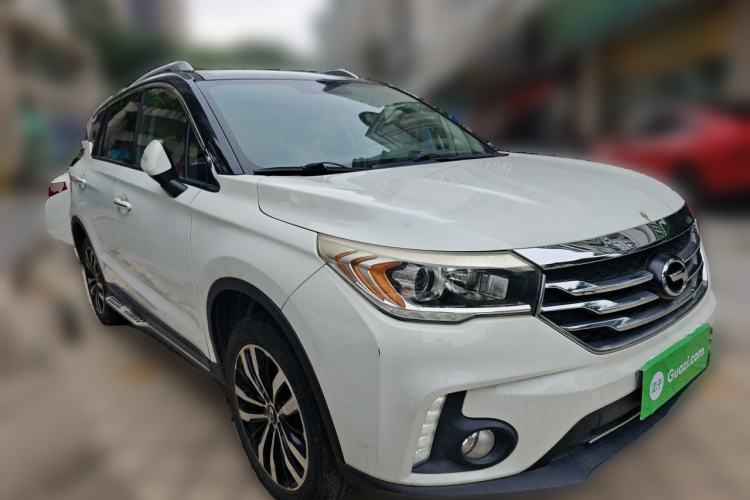 Used GAC Trumpchi GS4 2016 235T G-DCT Luxury Edition Front Right 45 Deg
