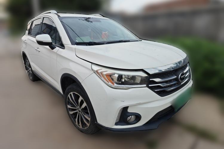 Used GAC Trumpchi GS4 2016 235T Manual Luxury Edition Front Right 45 Deg