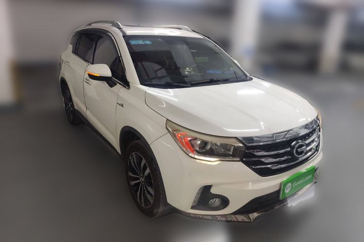 Used GAC Trumpchi GS4 2016 235T Manual Luxury Edition Front Right 45 Deg