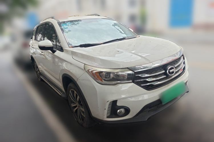 Used GAC Trumpchi GS4 2016 235T Manual Luxury Edition Front Right 45 Deg