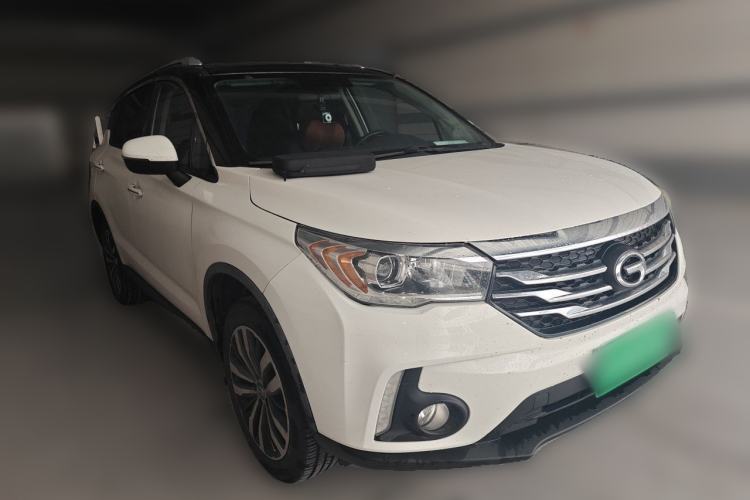Used GAC Trumpchi GS4 2016 235T G-DCT Luxury Edition Front Right 45 Deg