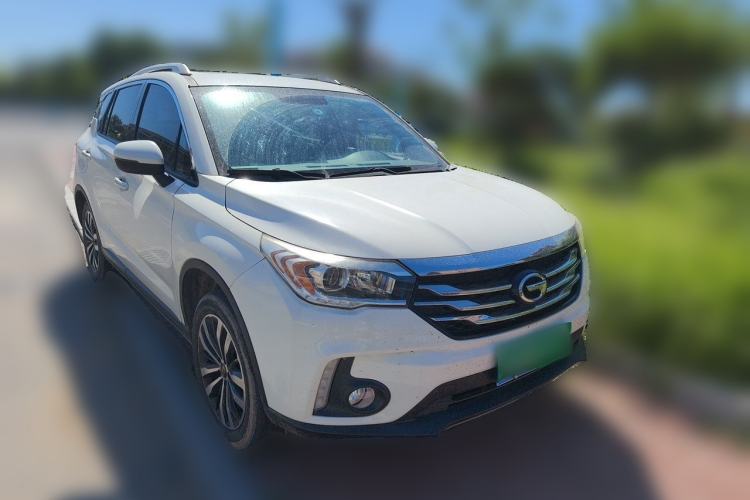 Used GAC Trumpchi GS4 2016 235T Manual Luxury Edition Front Right 45 Deg