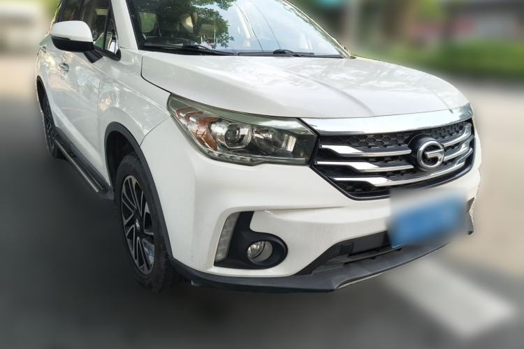 Used GAC Trumpchi GS4 2016 235T G-DCT Elite Edition Front Right 45 Deg
