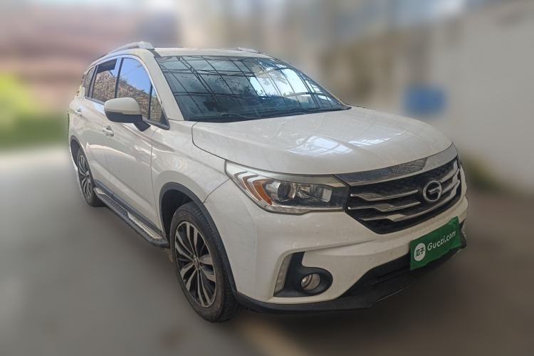 Used GAC Trumpchi GS4 2016 235T Manual Luxury Edition Front Right 45 Deg