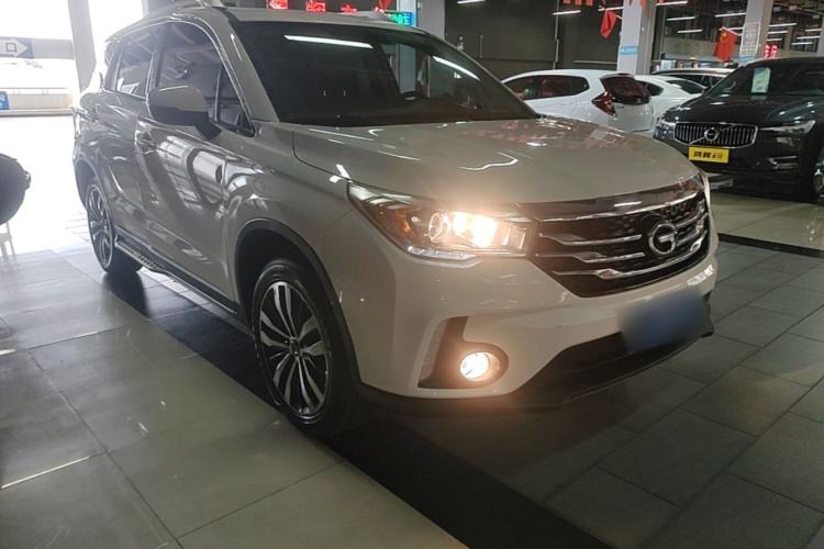 Used GAC Trumpchi GS4 2016 235T G-DCT Luxury Edition Front Right 45 Deg
