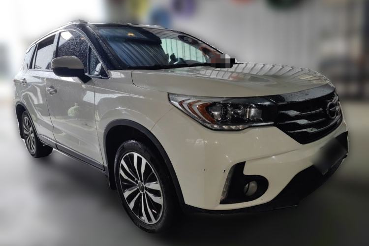 Used GAC Trumpchi GS4 2016 235T Manual Luxury Edition Front Right 45 Deg