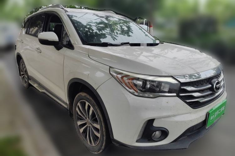 Used GAC Trumpchi GS4 2016 235T Manual Luxury Edition Front Right 45 Deg