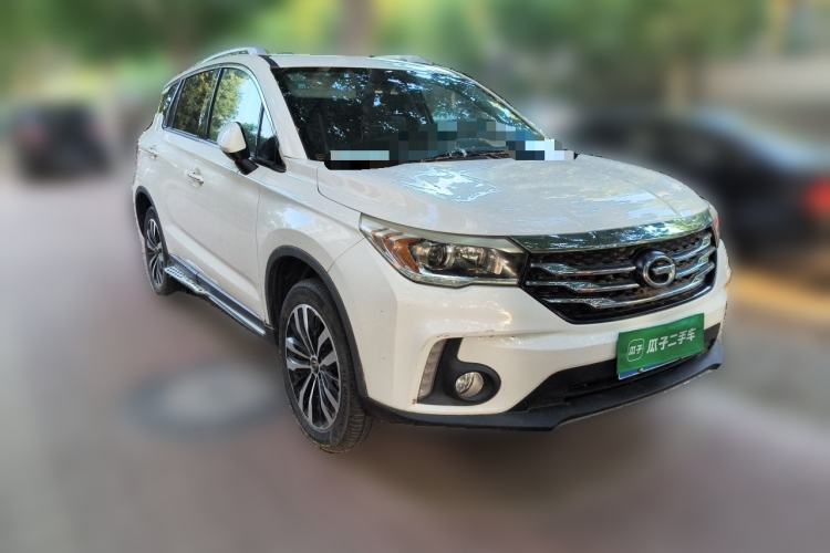 Used GAC Trumpchi GS4 2016 235T Manual Luxury Edition Front Right 45 Deg