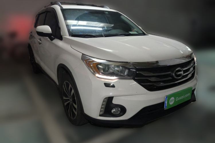 Used GAC Trumpchi GS4 2016 235T G-DCT Premium Edition Front Right 45 Deg