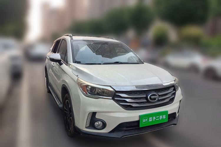 Used GAC Trumpchi GS4 2016 235T G-DCT Elite Edition Front Right 45 Deg