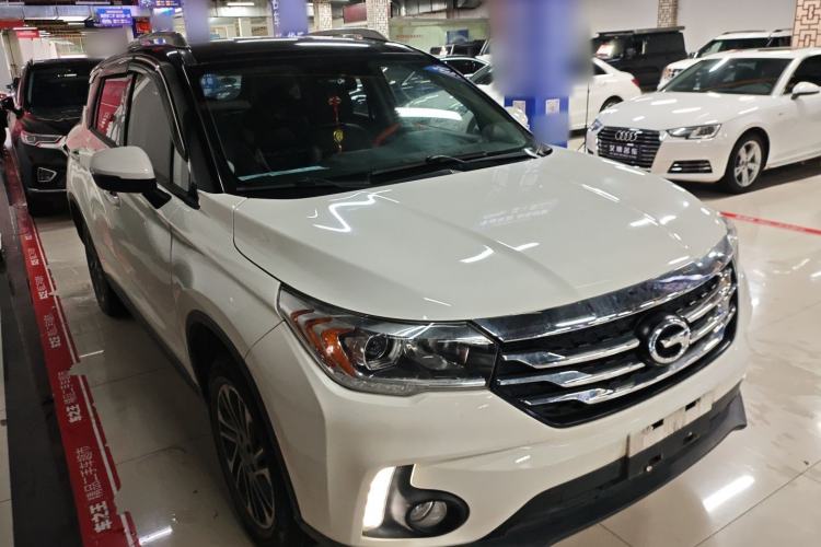 Used GAC Trumpchi GS4 2016 235T G-DCT Elite Edition Front Right 45 Deg