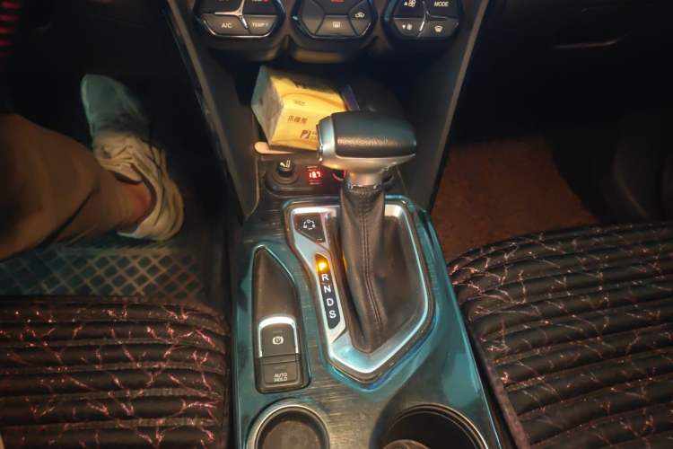 Used GAC Trumpchi GS4 2016 235T G-DCT Elite Edition Gear Lever