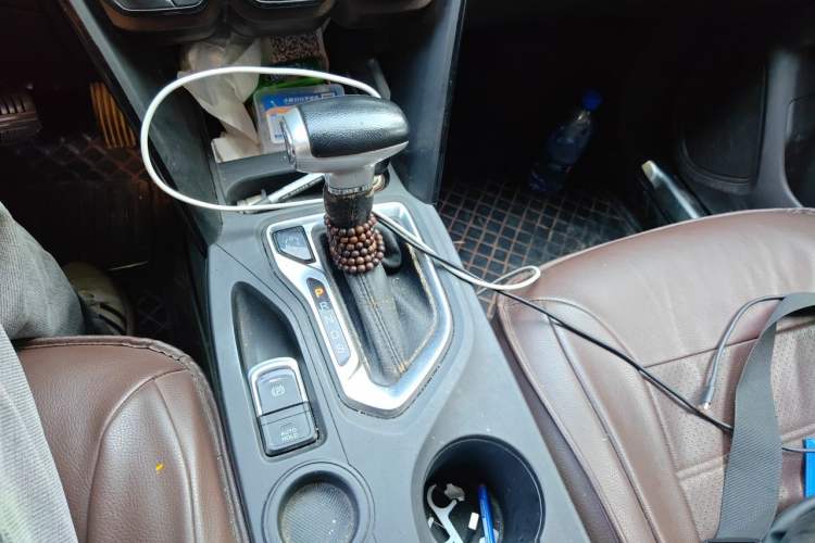 Used GAC Trumpchi GS4 2016 235T G-DCT Luxury Edition Gear Lever