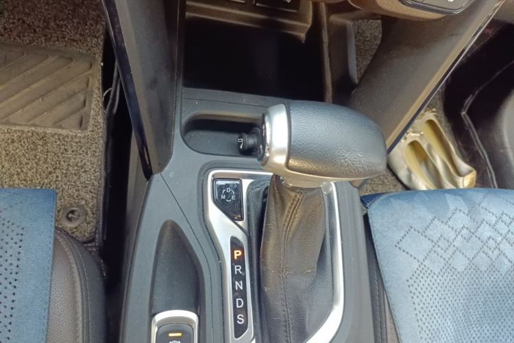 Used GAC Trumpchi GS4 2016 235T G-DCT Elite Edition Gear Lever