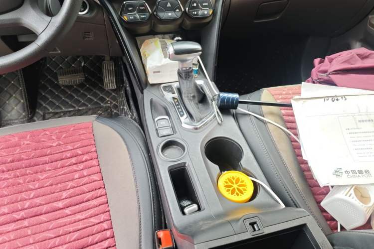 Used GAC Trumpchi GS4 2016 235T G-DCT Elite Edition Gear Lever