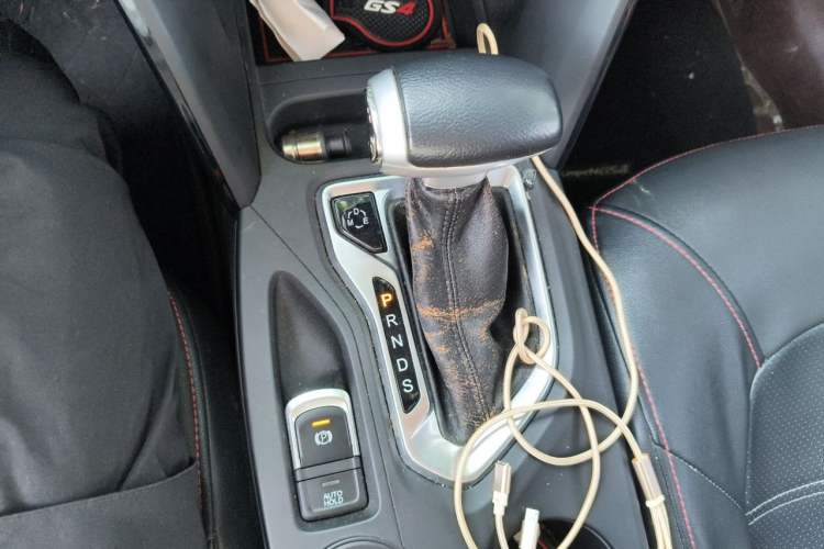 Used GAC Trumpchi GS4 2016 235T G-DCT Elite Edition Gear Lever