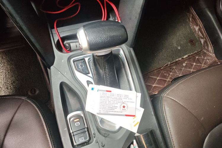 Used GAC Trumpchi GS4 2016 235T G-DCT Elite Edition Gear Lever