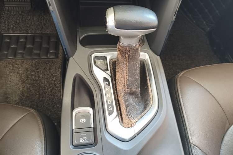 Used GAC Trumpchi GS4 2016 235T G-DCT Luxury Edition Gear Lever