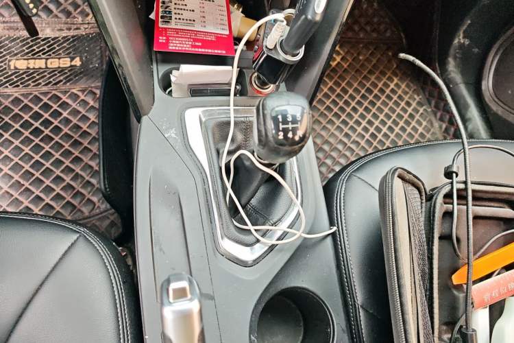Used GAC Trumpchi GS4 2016 235T Manual Comfort Edition Gear Lever
