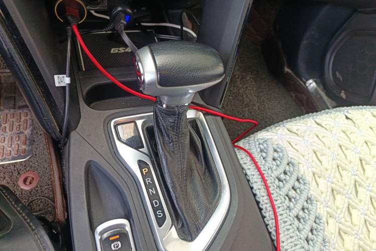 Used GAC Trumpchi GS4 2016 235T G-DCT Elite Edition Gear Lever
