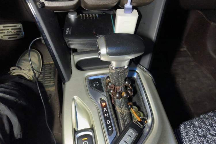 Used GAC Trumpchi GS4 2016 235T G-DCT Premium Edition Gear Lever