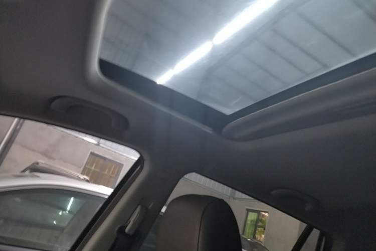 Used GAC Trumpchi GS4 2016 235T G-DCT Elite Edition Headliner