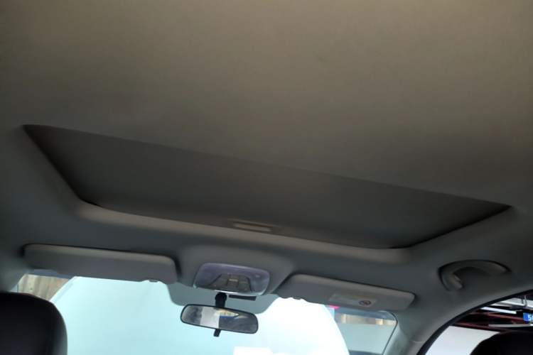 Used GAC Trumpchi GS4 2016 235T G-DCT Luxury Edition Headliner