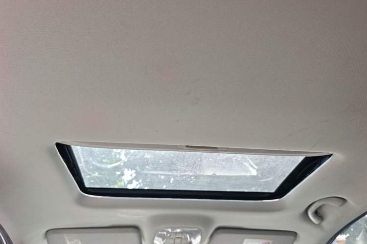 Used GAC Trumpchi GS4 2016 235T G-DCT Luxury Edition Headliner