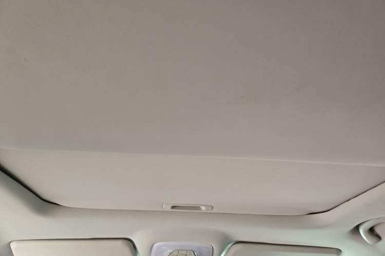 Used GAC Trumpchi GS4 2016 235T G-DCT Elite Edition Headliner