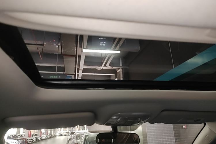 Used GAC Trumpchi GS4 2016 235T G-DCT Luxury Edition Headliner