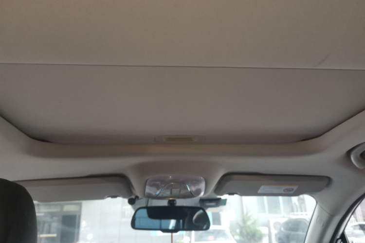 Used GAC Trumpchi GS4 2016 235T G-DCT Luxury Edition Headliner
