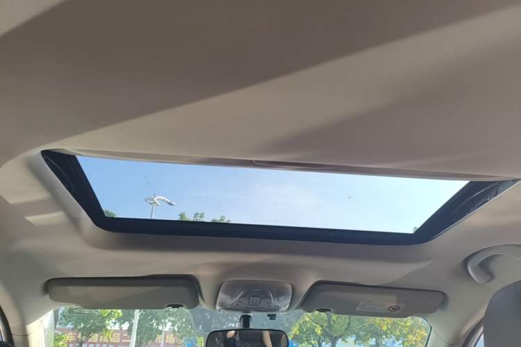 Used GAC Trumpchi GS4 2016 235T G-DCT Luxury Edition Headliner