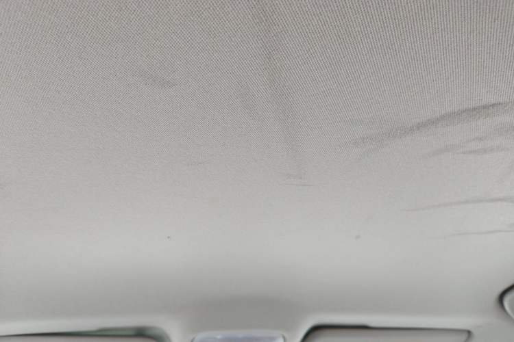 Used GAC Trumpchi GS4 2016 235T Manual Comfort Edition Headliner