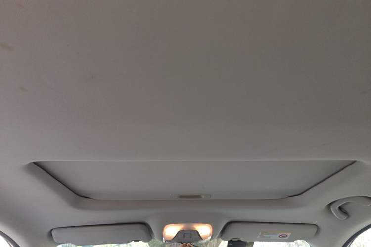 Used GAC Trumpchi GS4 2016 235T G-DCT Elite Edition Headliner