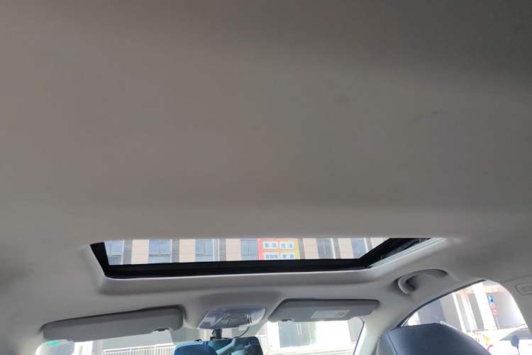 Used GAC Trumpchi GS4 2016 235T G-DCT Luxury Edition Headliner