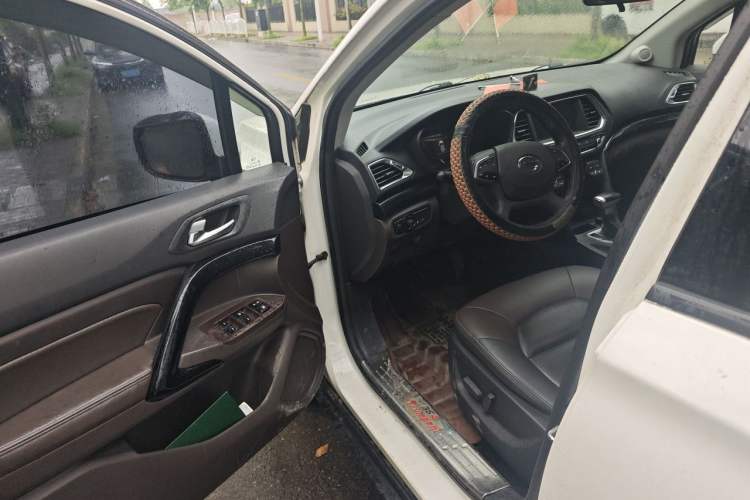Used GAC Trumpchi GS4 2016 235T G-DCT Luxury Edition Interior 3