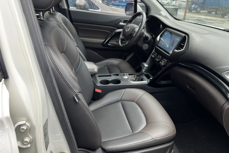 Used GAC Trumpchi GS4 2016 235T G-DCT Elite Edition Interior 7