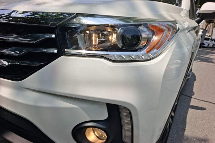 Used GAC Trumpchi GS4 2016 235T G-DCT Luxury Edition Left Front Headlight