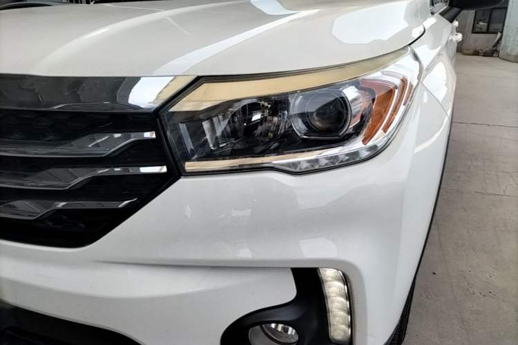 Used GAC Trumpchi GS4 2016 235T Manual Luxury Edition Left Front Headlight