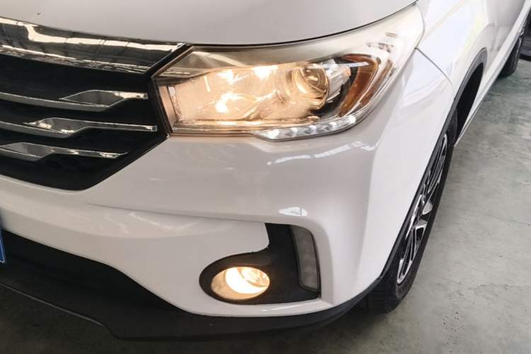 Used GAC Trumpchi GS4 2016 235T G-DCT Elite Edition Left Front Headlight