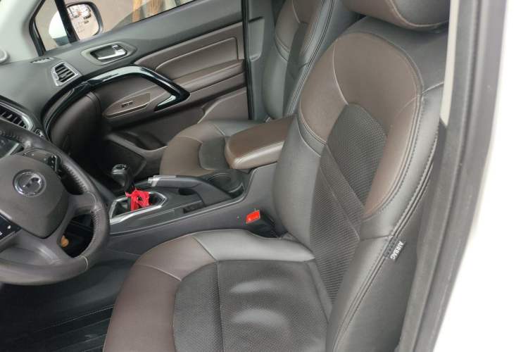 Used GAC Trumpchi GS4 2016 235T Manual Luxury Edition Left Front Seat