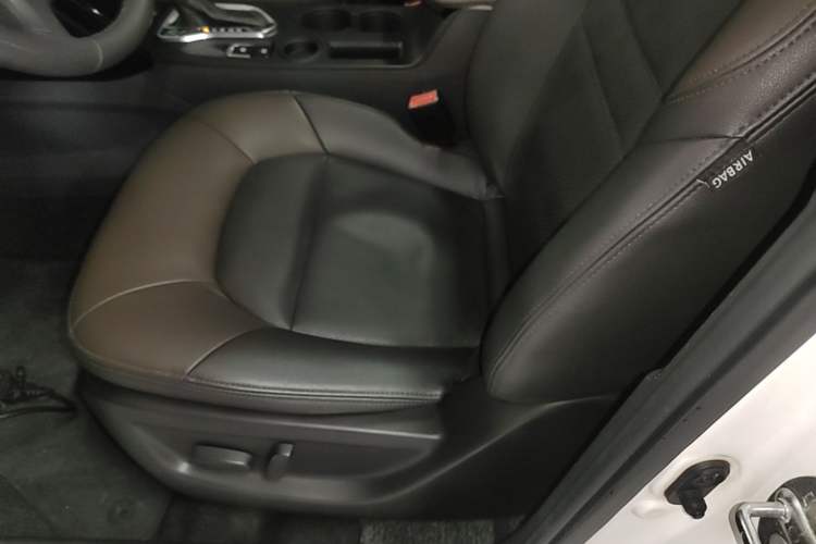 Used GAC Trumpchi GS4 2016 235T G-DCT Luxury Edition Left Front Seat