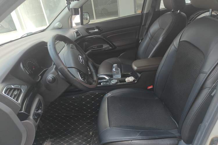 Used GAC Trumpchi GS4 2016 235T G-DCT Elite Edition Left Front Seat
