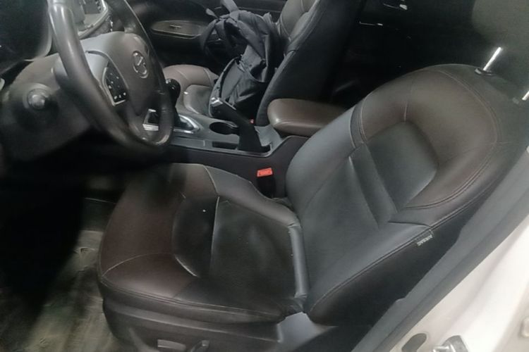 Used GAC Trumpchi GS4 2016 235T Manual Luxury Edition Left Front Seat