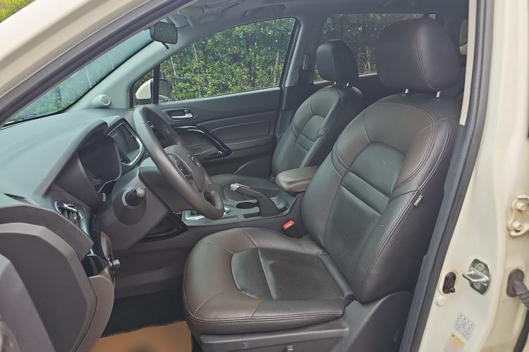 Used GAC Trumpchi GS4 2016 235T Manual Luxury Edition Left Front Seat