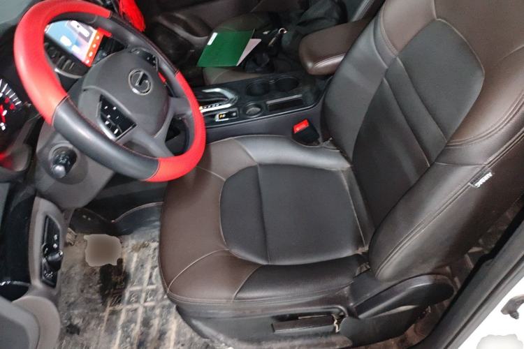 Used GAC Trumpchi GS4 2016 235T G-DCT Elite Edition Left Front Seat