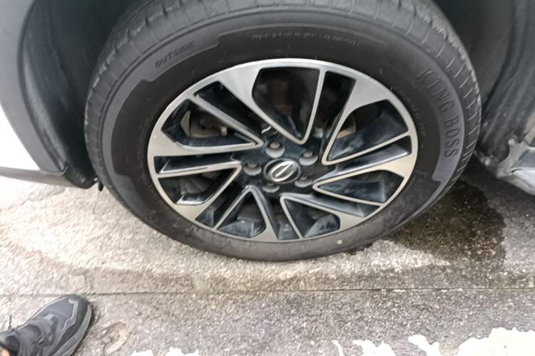 Used GAC Trumpchi GS4 2016 235T G-DCT Elite Edition Left Front Wheel Hub