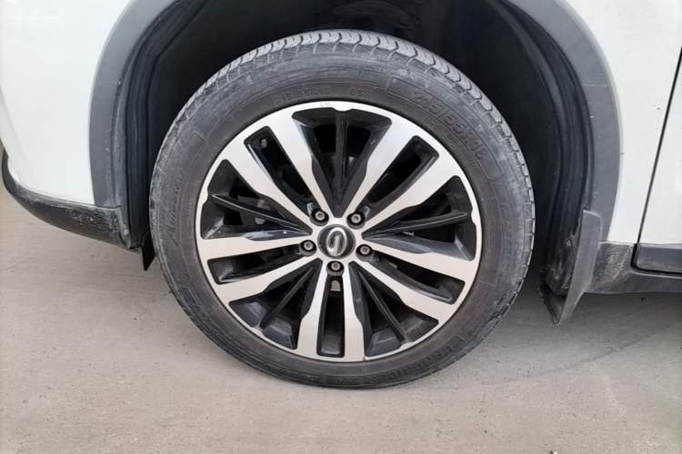 Used GAC Trumpchi GS4 2016 235T Manual Luxury Edition Left Front Wheel Hub