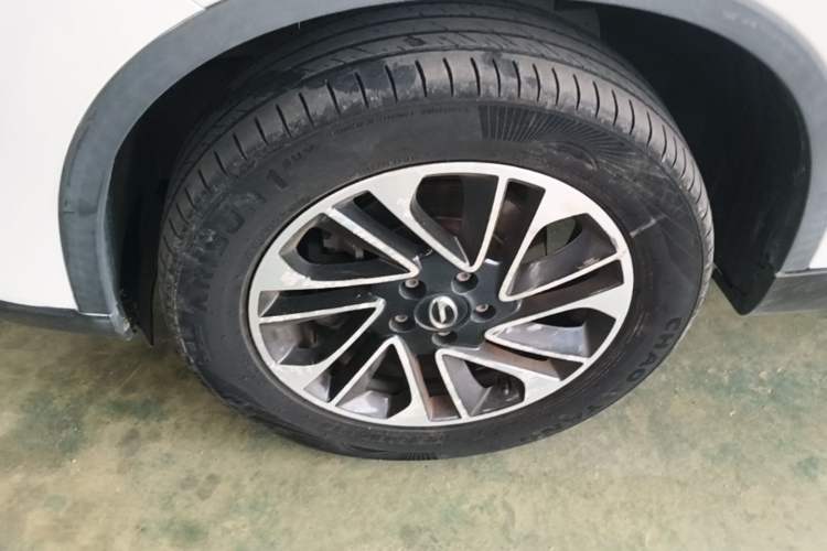 Used GAC Trumpchi GS4 2016 235T G-DCT Elite Edition Left Front Wheel Hub