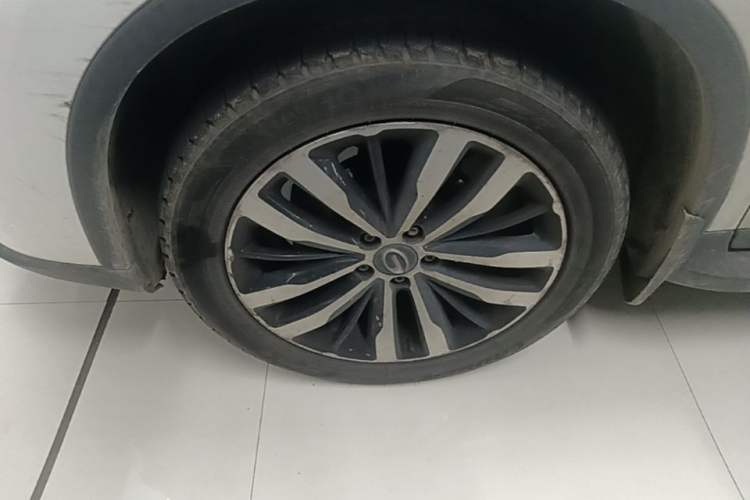 Used GAC Trumpchi GS4 2016 235T Manual Luxury Edition Left Front Wheel Hub